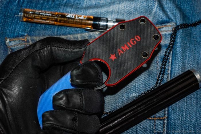 Нож складной Lil' Native - Spyderco 230GS, сталь Crucible CPM® S30V™ Satin Serrated, рукоять стеклотекстолит G10, чёрный